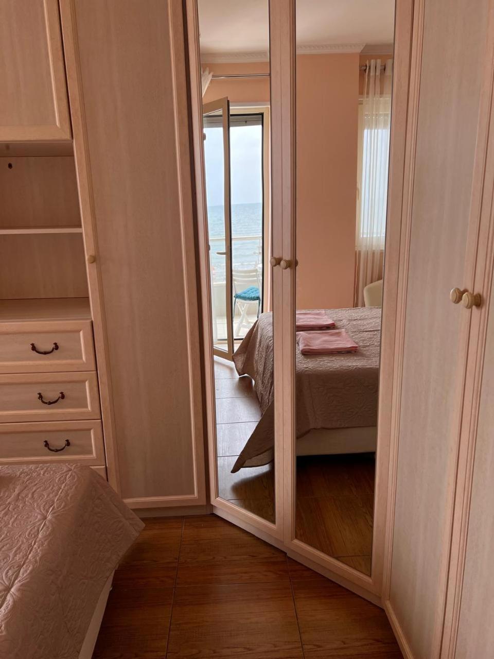 דורס Sea View-Apartment On The Beach - Durrs2 מראה חיצוני תמונה